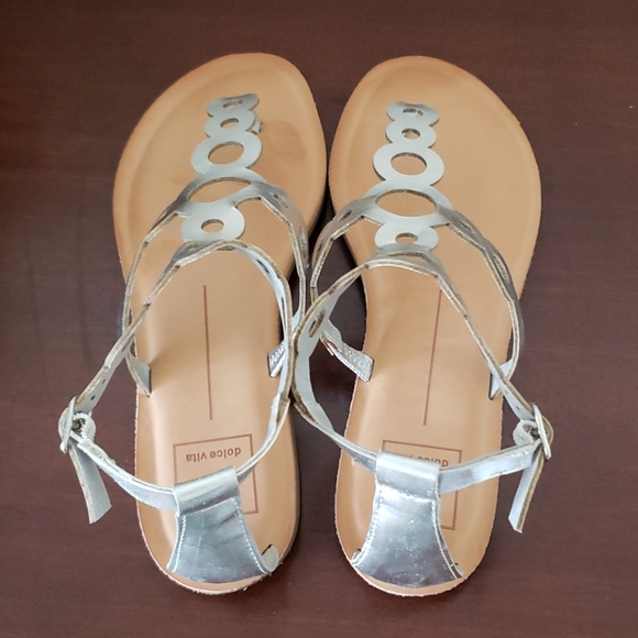 Silver Faux Leather Sandal size 7 - Picture 6 of 8
